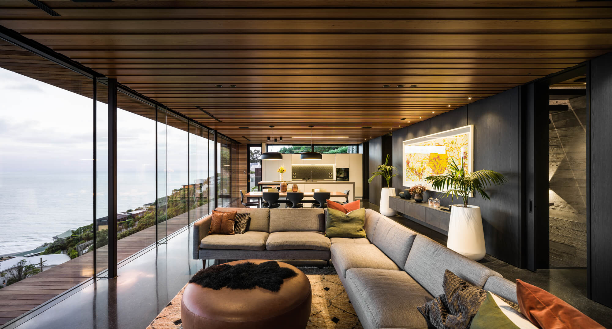 Scarborough BÃªton Brut House by Young Architects